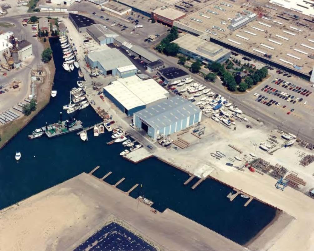 1991 Larsen Marine Main Service Yard