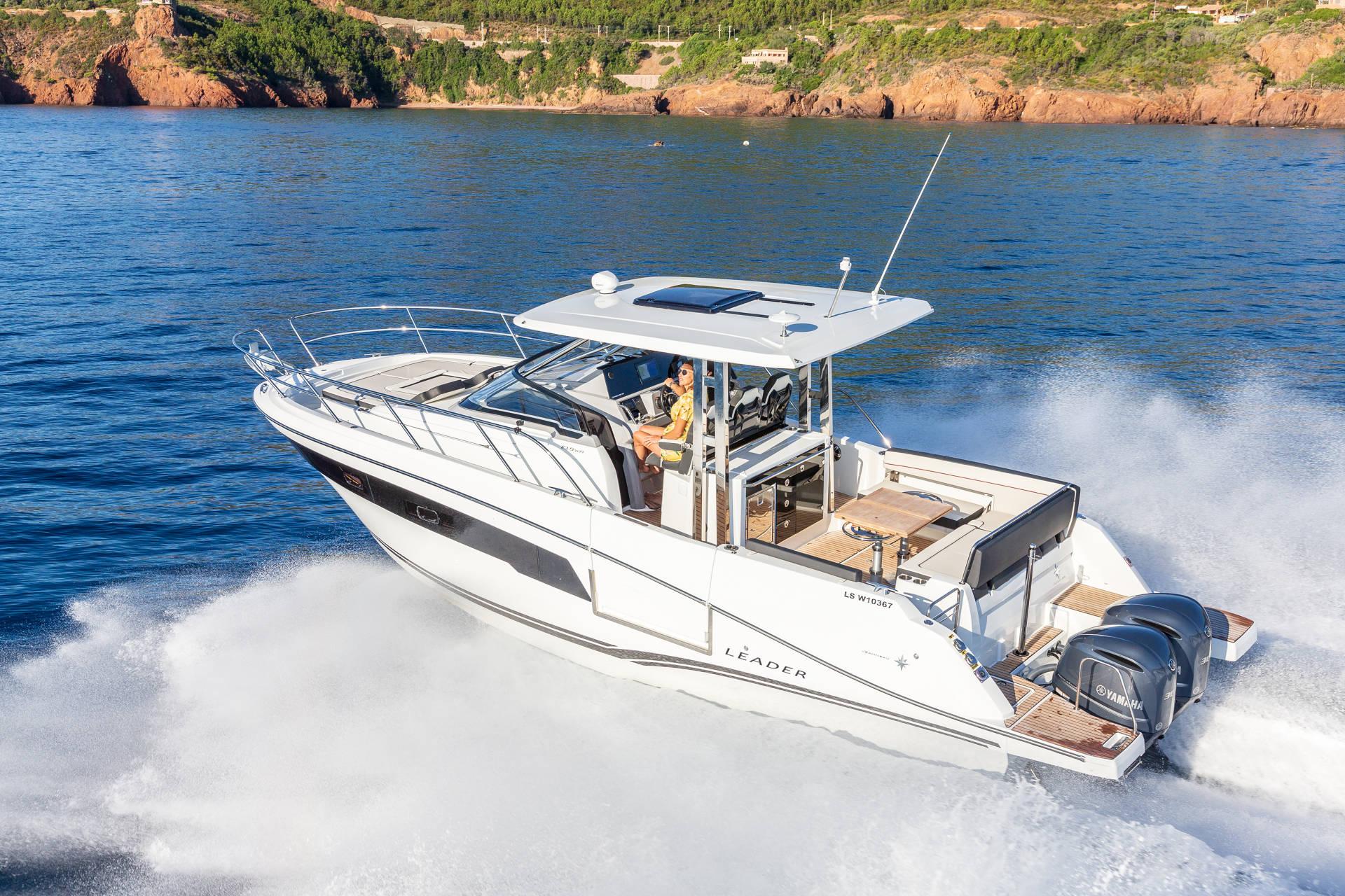 jeanneau-10.5-WA-main